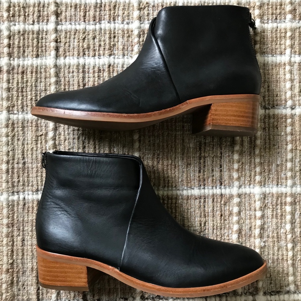 Soludos Black Venetian Ankle Boots